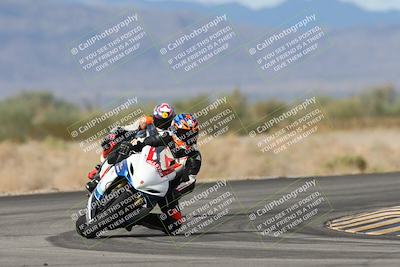 media/Nov-16-2025-Race Pace (Sun) [[8c5fa54630]]/Verified Riders/7-Turn 4 (1155am)/